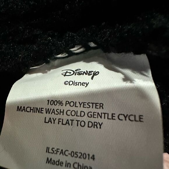 Minnie Mouse hat - Picture 2 of 3